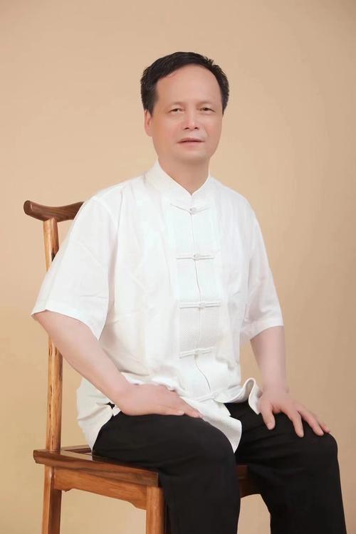 北京中医百草堂何建伟