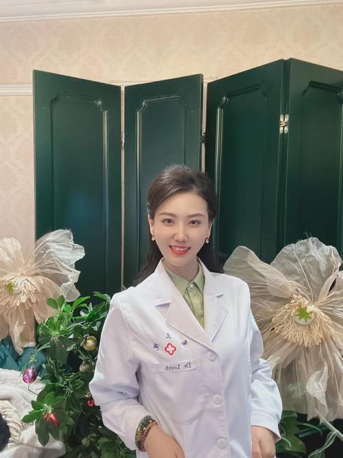 河南唐宫方中医药张露