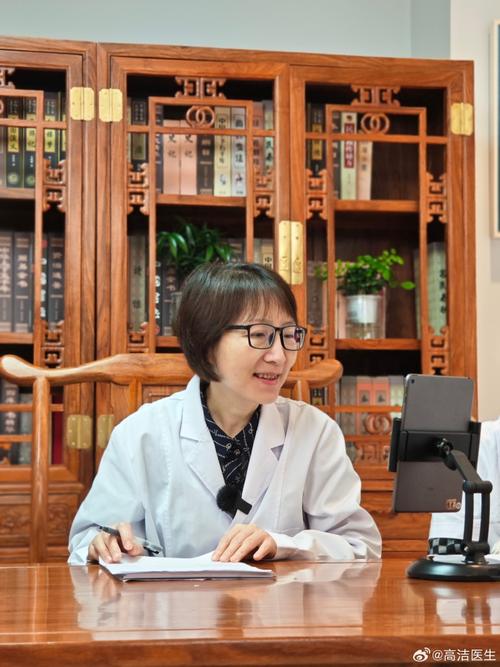 河南唐宫方中医药张露