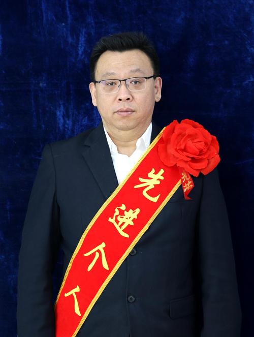 荥阳中医院院长张宏伟