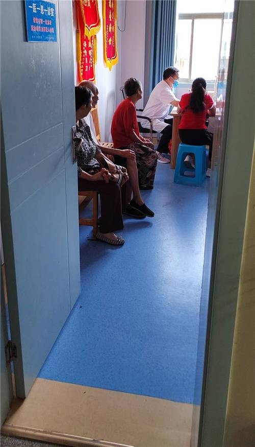 金乡中医院温大夫坐诊