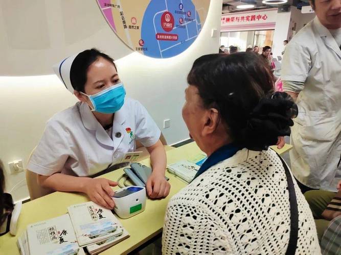 昆明市呈贡中医院电话