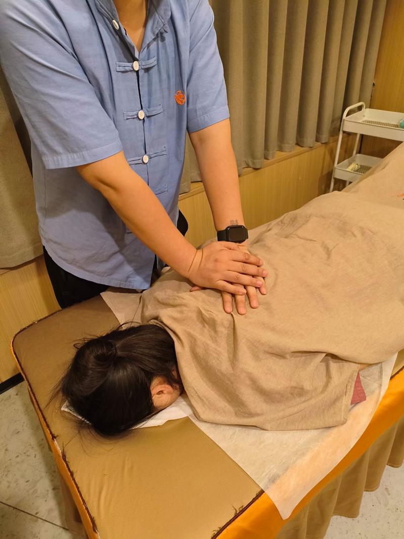 人体穴位推拿按摩视频