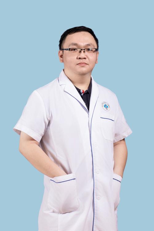 上海中医大内科董医生