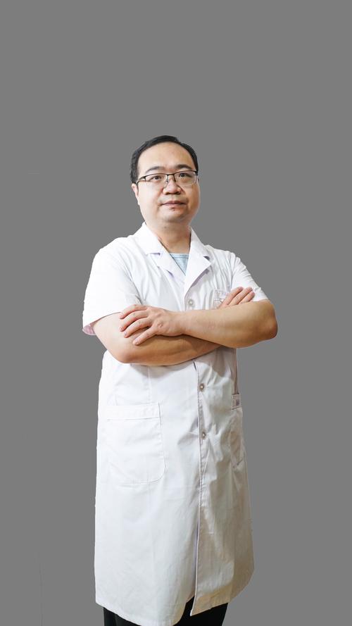 唐海中医院老板李鸣鹤