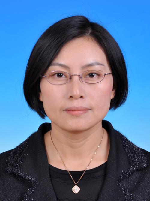 老中医李俊的孙女图片