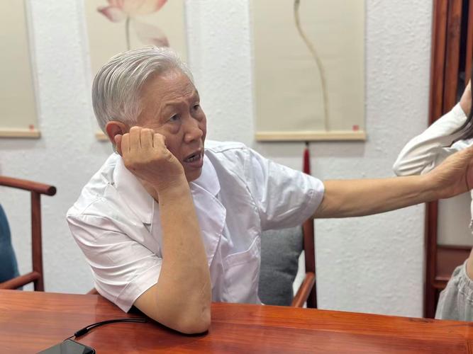 嘉定州桥老中医李颂良